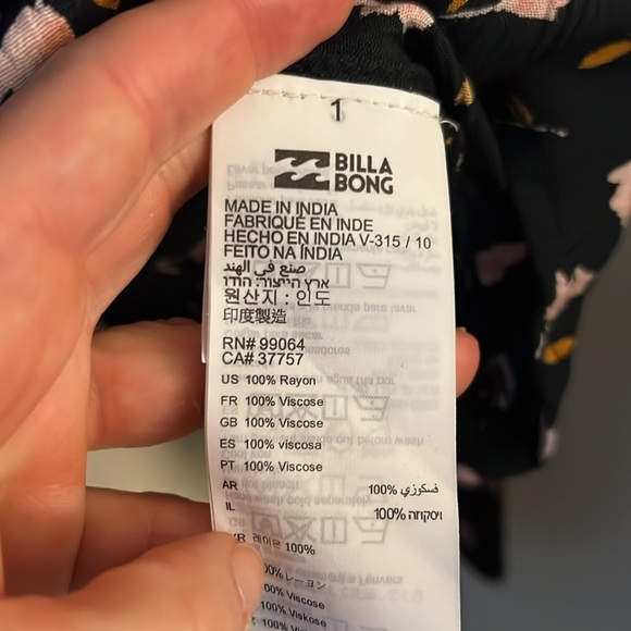 Billabong Light It Up Off the Shoulder Top Sz S - Picture 6 of 9